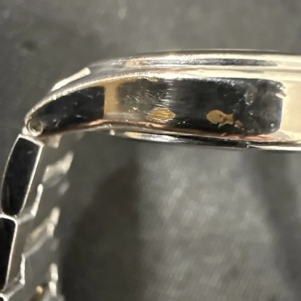 Women's Bulova 98M001 Watch New Battery 29mm Case Mother Of Pearl 5.75 Band (Z5)